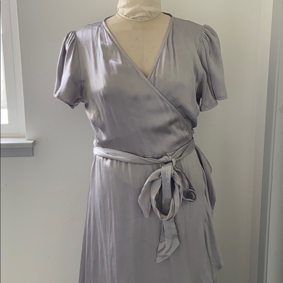 Reformation Dress - Picture 3 of 6